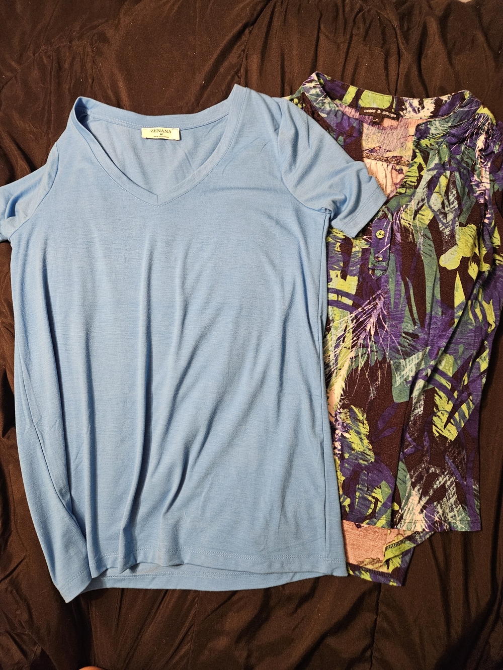 Zenana Outfitters Light Blue V-Neck Short Sleeve Top And Cable And Guage Floral